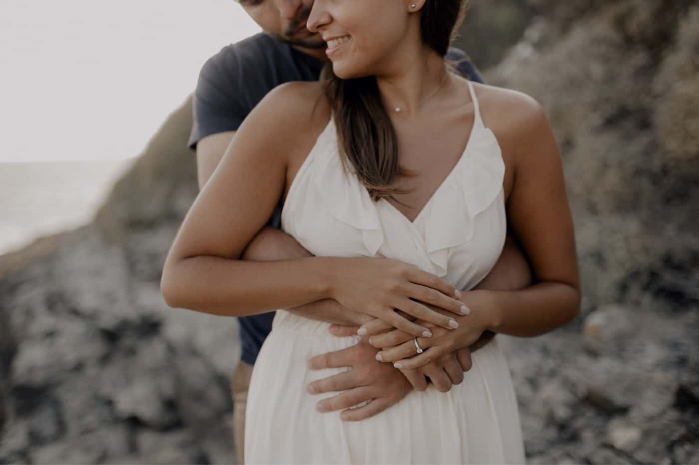 Infos Couple 2022 5 14 seance photo couple plage bretagne rochers